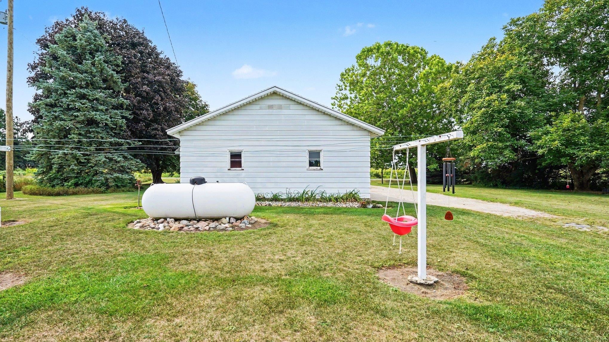 2858 West Buchanan Road Ithaca, MI 48847 - Photo 23 of 28 Gallery Image 23