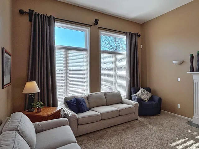 $539,900 | 1033 Stonecreek Drive, Lawrence, KS 66049