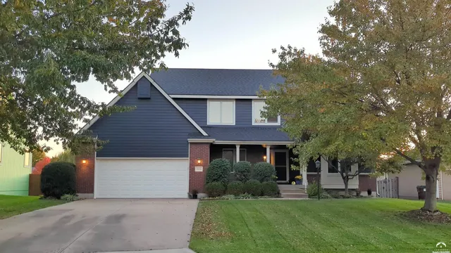 $539,900 | 1033 Stonecreek Drive, Lawrence, KS 66049