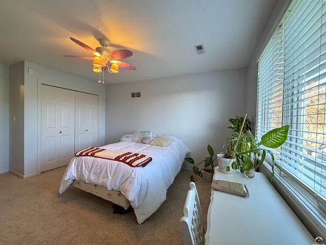 $539,900 | 1033 Stonecreek Drive, Lawrence, KS 66049