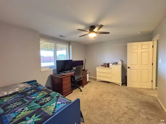 $539,900 | 1033 Stonecreek Drive, Lawrence, KS 66049