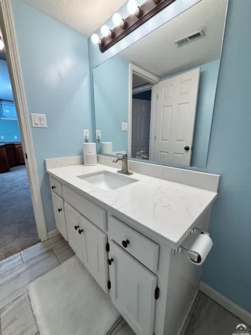 $539,900 | 1033 Stonecreek Drive, Lawrence, KS 66049