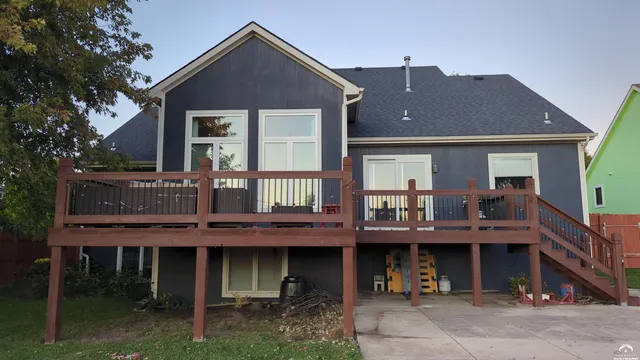 $539,900 | 1033 Stonecreek Drive, Lawrence, KS 66049