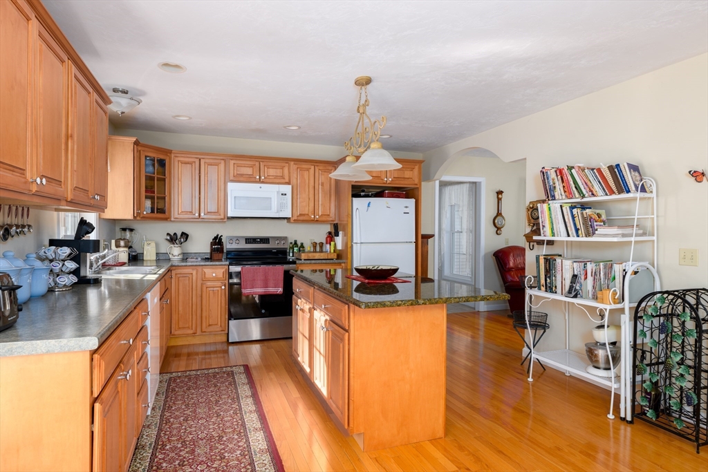 838 B Muddy Brook Road Hardwick, MA 01082 - Photo 8 of 27