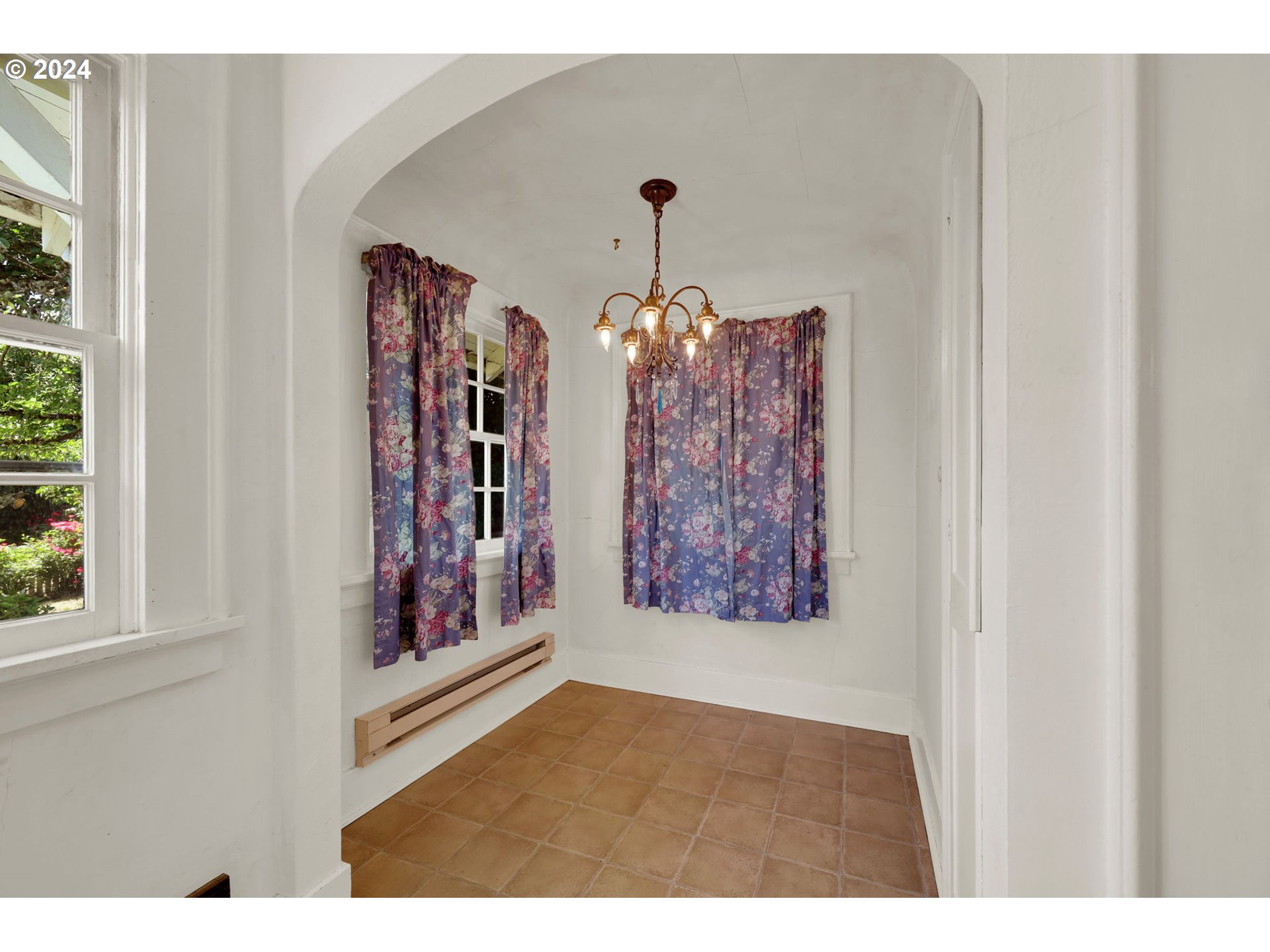 110 Elkay Drive Eugene, OR 97404 - Photo 15 of 29