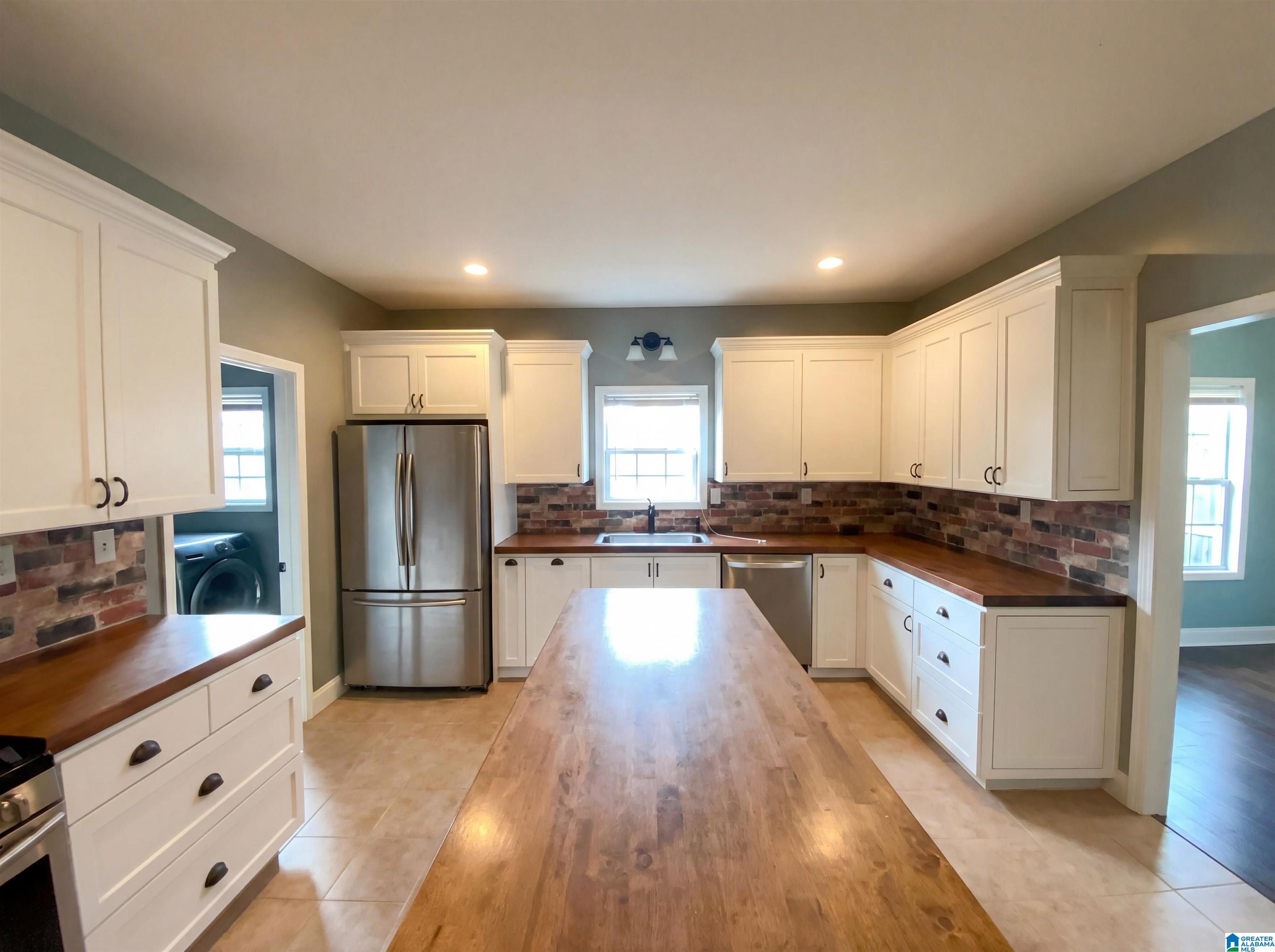 1009 Chalkville School Road Birmingham, AL 35215 - Photo 11 of 21