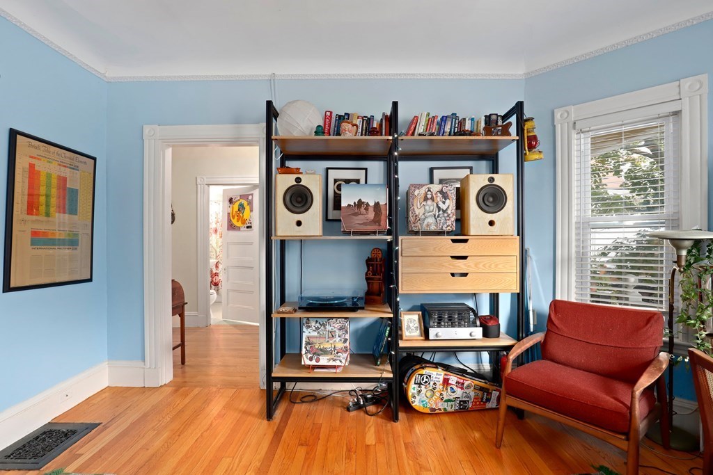 29 Charnwood Road, Unit A Somerville, MA 02144 - Photo 10 of 36 Gallery Image 10