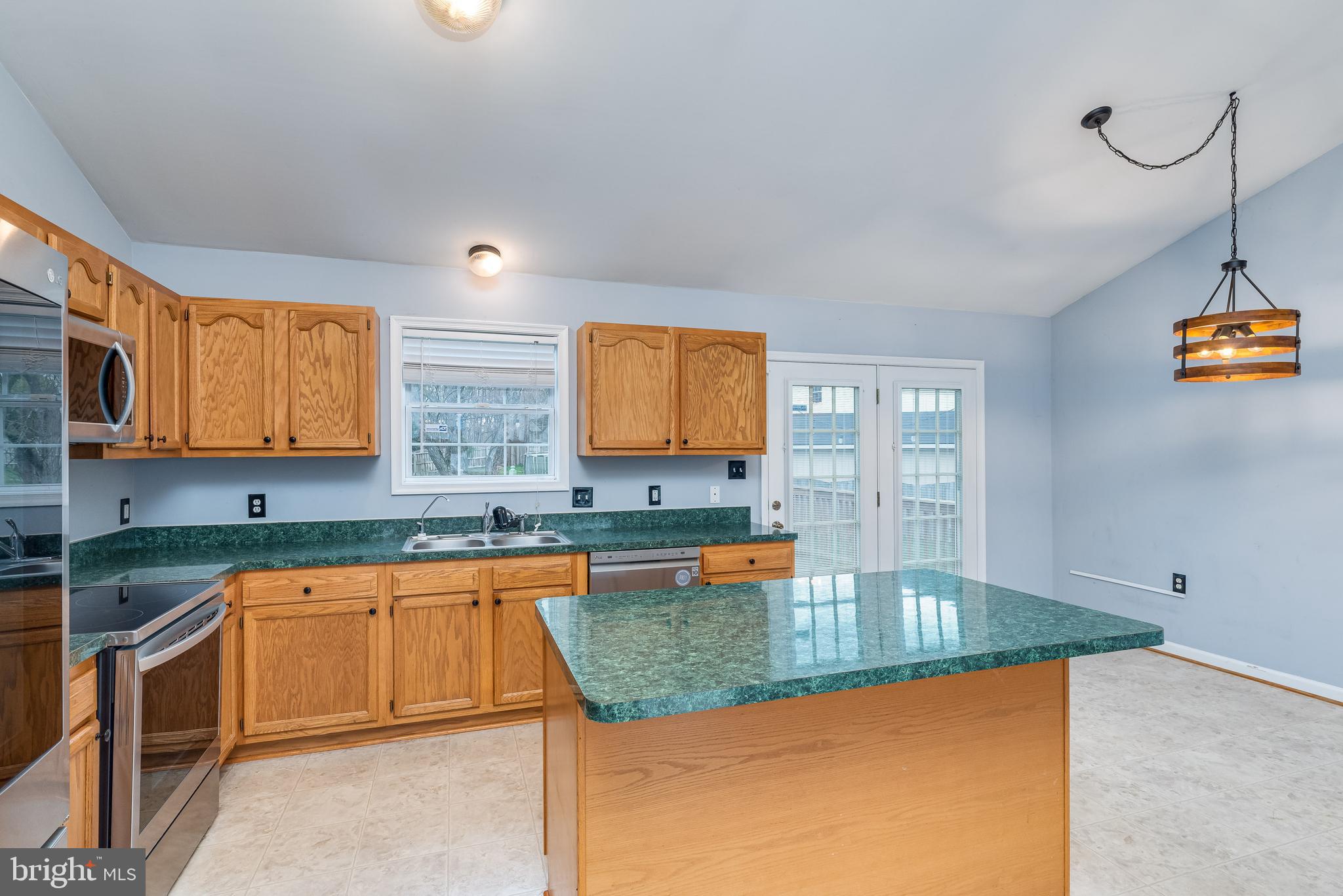 182 Jack Rabbit Lane Ranson, WV 25438 - Photo 23 of 50