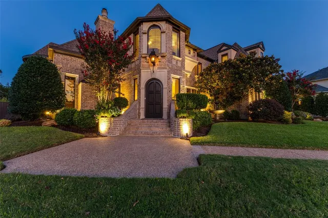 $1,399,000 | 18 Kilchurn, Garland, TX 75044