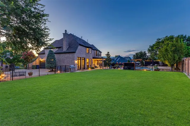 $1,399,000 | 18 Kilchurn, Garland, TX 75044