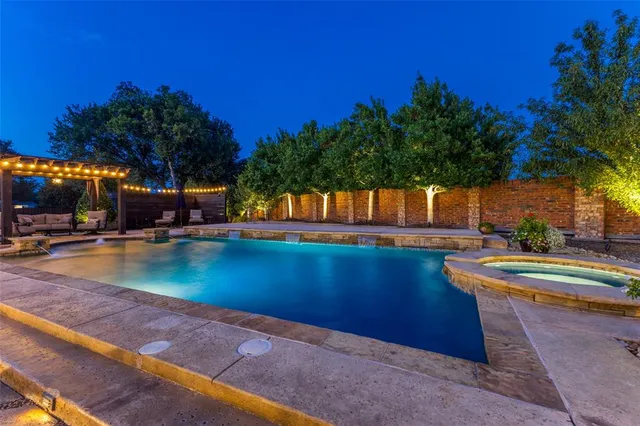 $1,399,000 | 18 Kilchurn, Garland, TX 75044