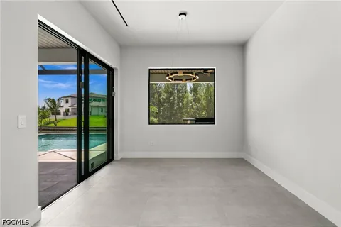 $1,150,000 | 2833 Southwest 17th Place, Cape Coral, FL 33914