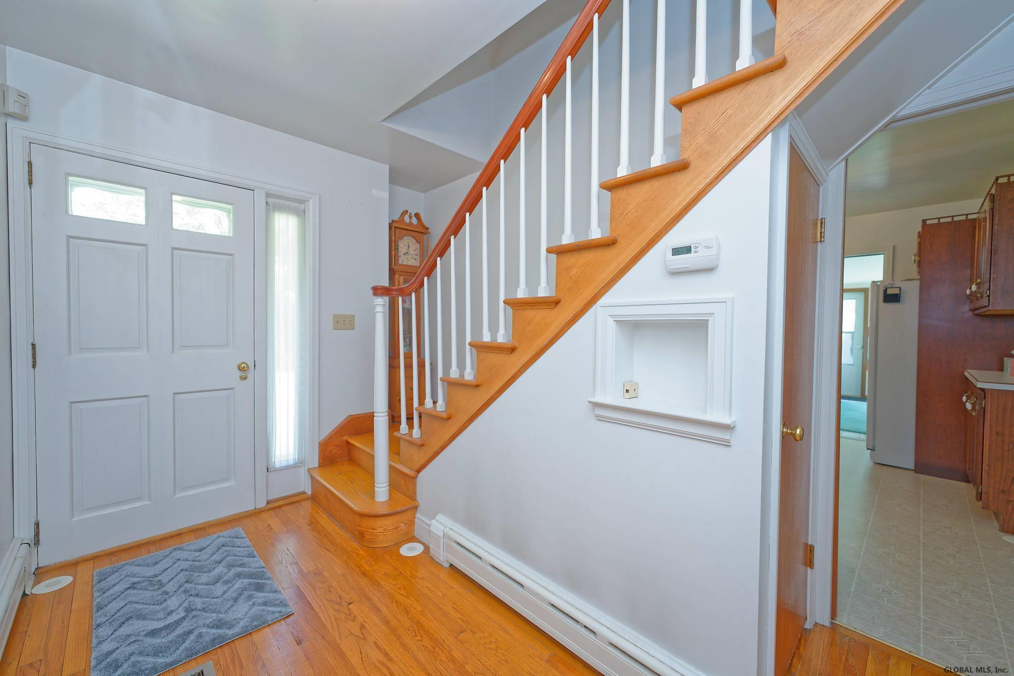 173 Boght Road Colonie, NY 12189 - Photo 12 of 35 Photo 12