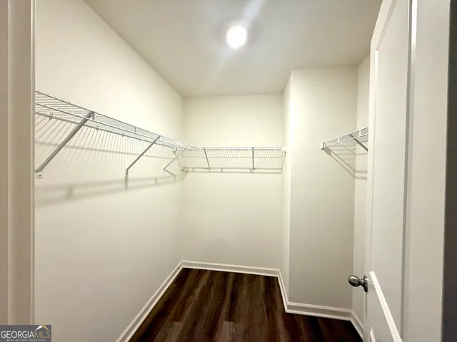 a view of utility room