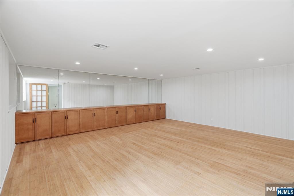 207 Union Street Montclair, NJ 07042 - Photo 41 of 47