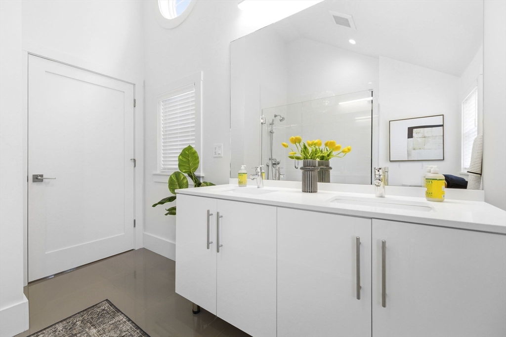 116 Reed Street, Unit 1 Cambridge, MA 02140 - Photo 13 of 20