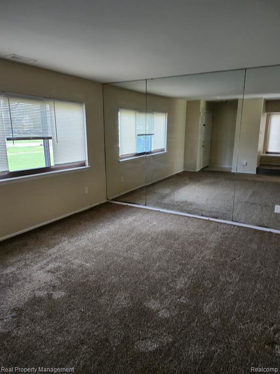 23560 Lahser Road Southfield, MI 48033 - Photo 2 of 19