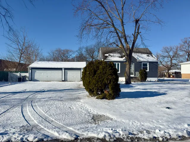 $395,000 | 2N152 Wisconsin Avenue, Villa Park, IL 60181
