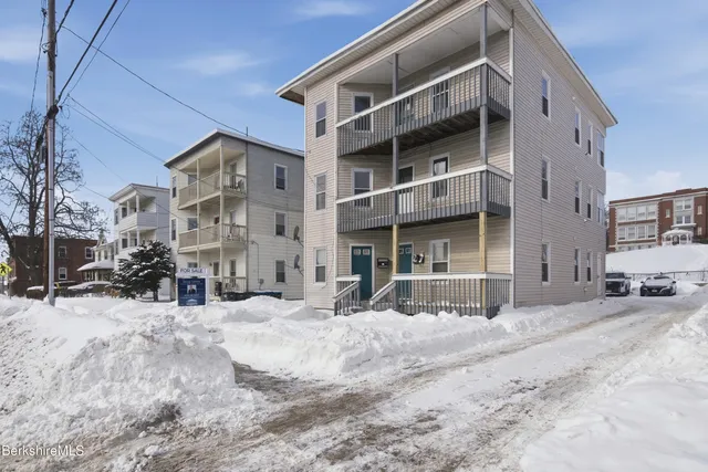 $374,900 | 91 Dalton Avenue, Pittsfield, MA 01201