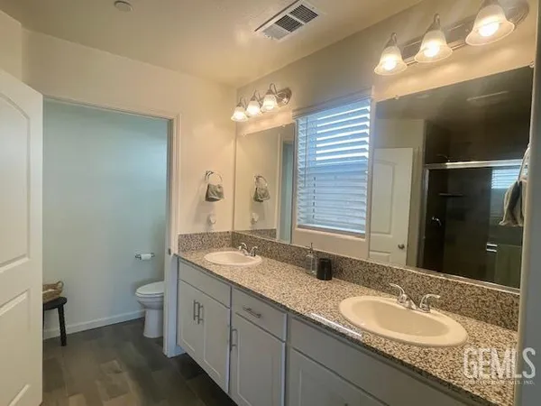 $425,000 | Undisclosed Address, Delano, CA 93215