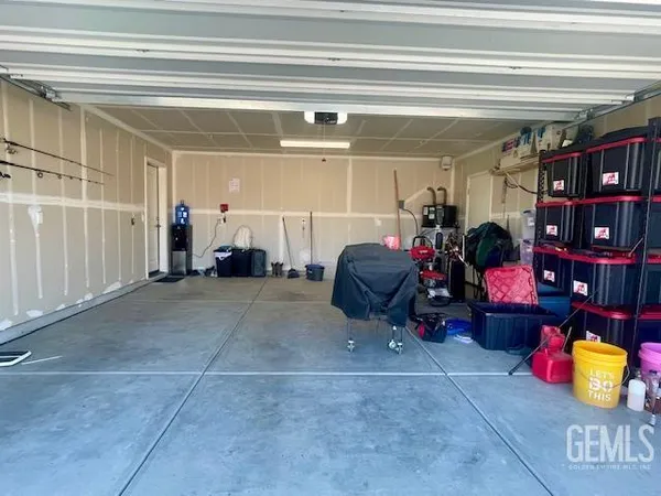 $425,000 | Undisclosed Address, Delano, CA 93215