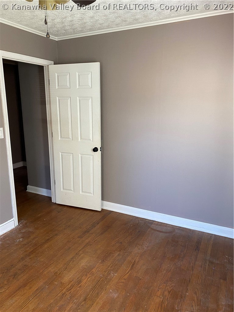 5035 Elk River Road South Elkview, WV 25071 - Photo 9 of 18 Gallery Image 9
