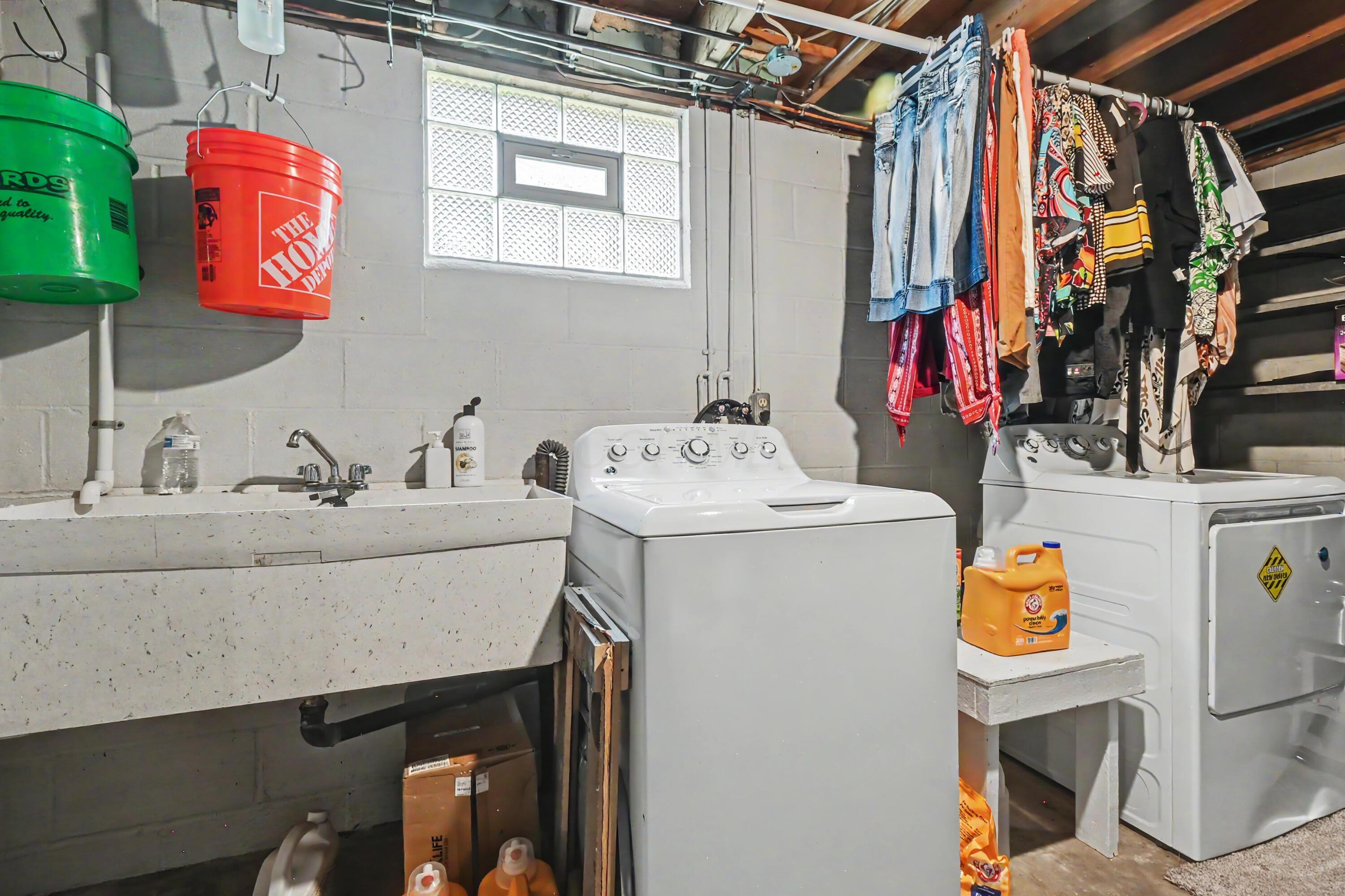 1053 Reed Road Mansfield, OH 44903 - Photo 17 of 23 CAT_4825