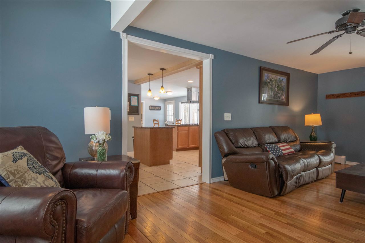 18 Daniel Road Derry, NH 03038 - Photo 10 of 34 Gallery Image 10