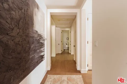 $2,150,000 | 9024 Cynthia Street, Unit 204, West Hollywood, CA 90069