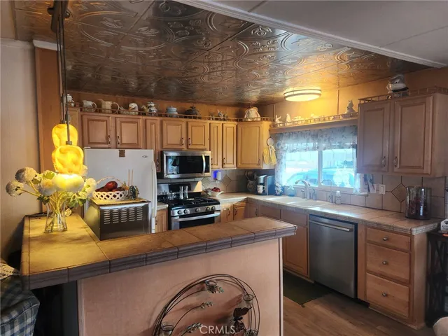 $245,000 | 24815 Normandie Avenue, Unit 75, Harbor City, CA 90710