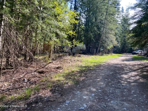 $79,900 | 35 Dolly Vardon, Clark Fork, ID 83811