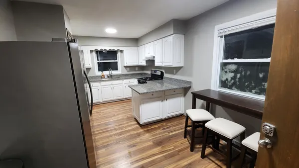 $2,300 | 4259 Teakwood Court, Greendale, WI 53129