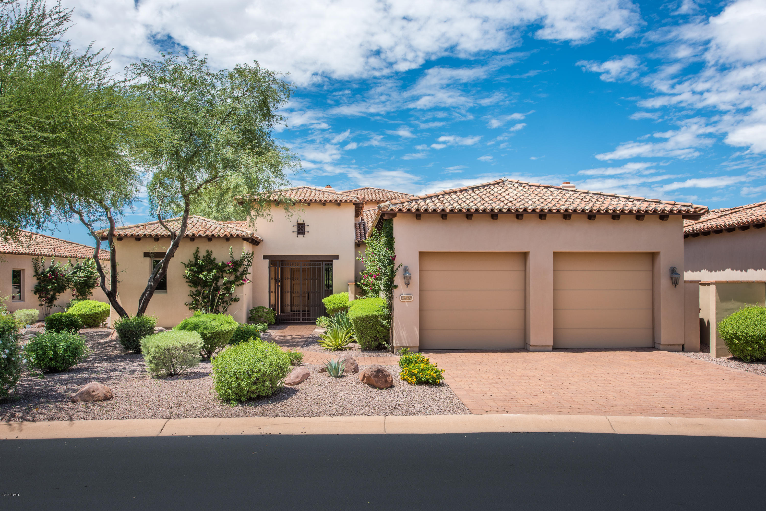 2918 South Lookout Ridge Gold Canyon, AZ 85118 - Photo 26 of 28 003_Exterior Center
