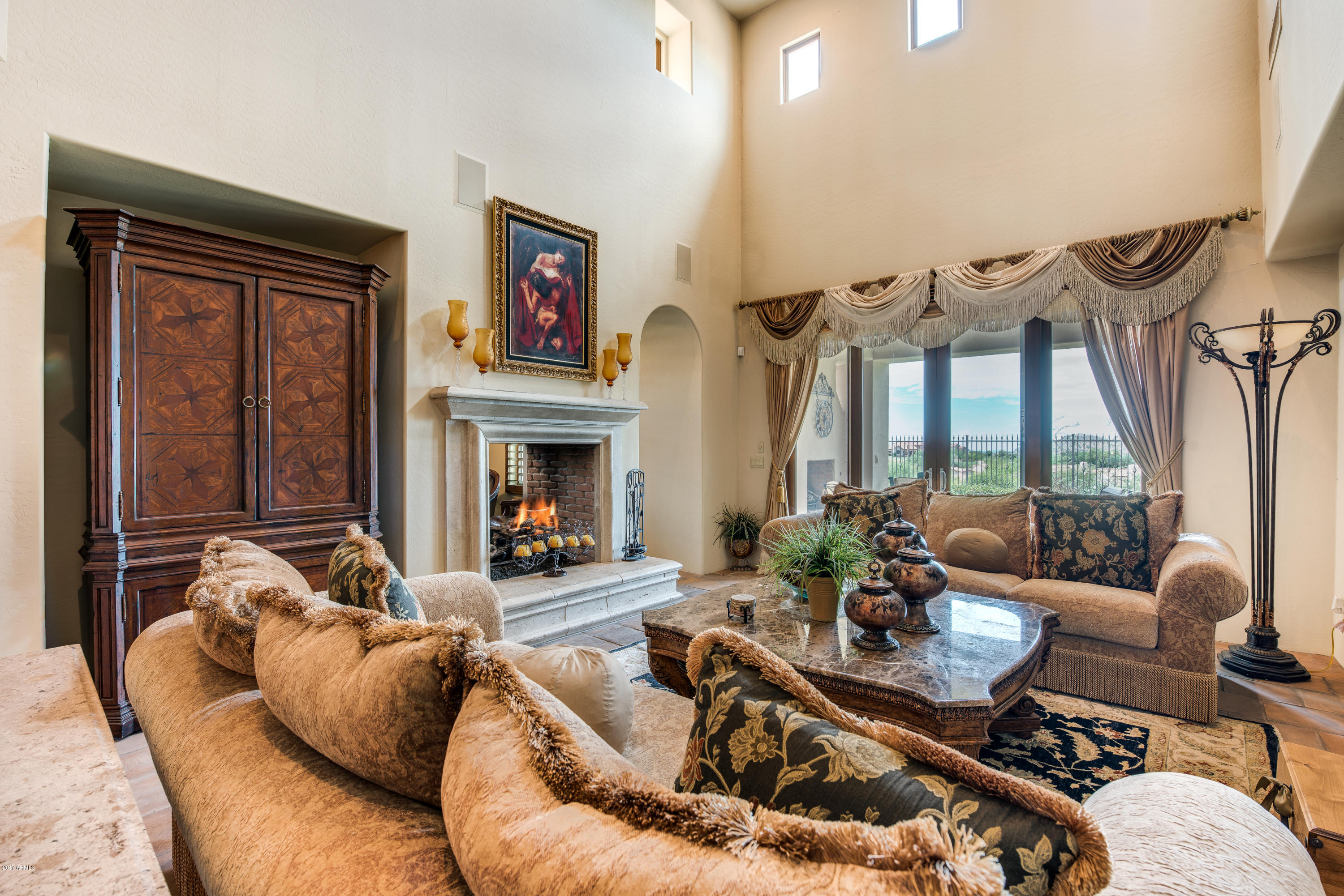 2918 South Lookout Ridge Gold Canyon, AZ 85118 - Photo 3 of 28 006_Living Room I