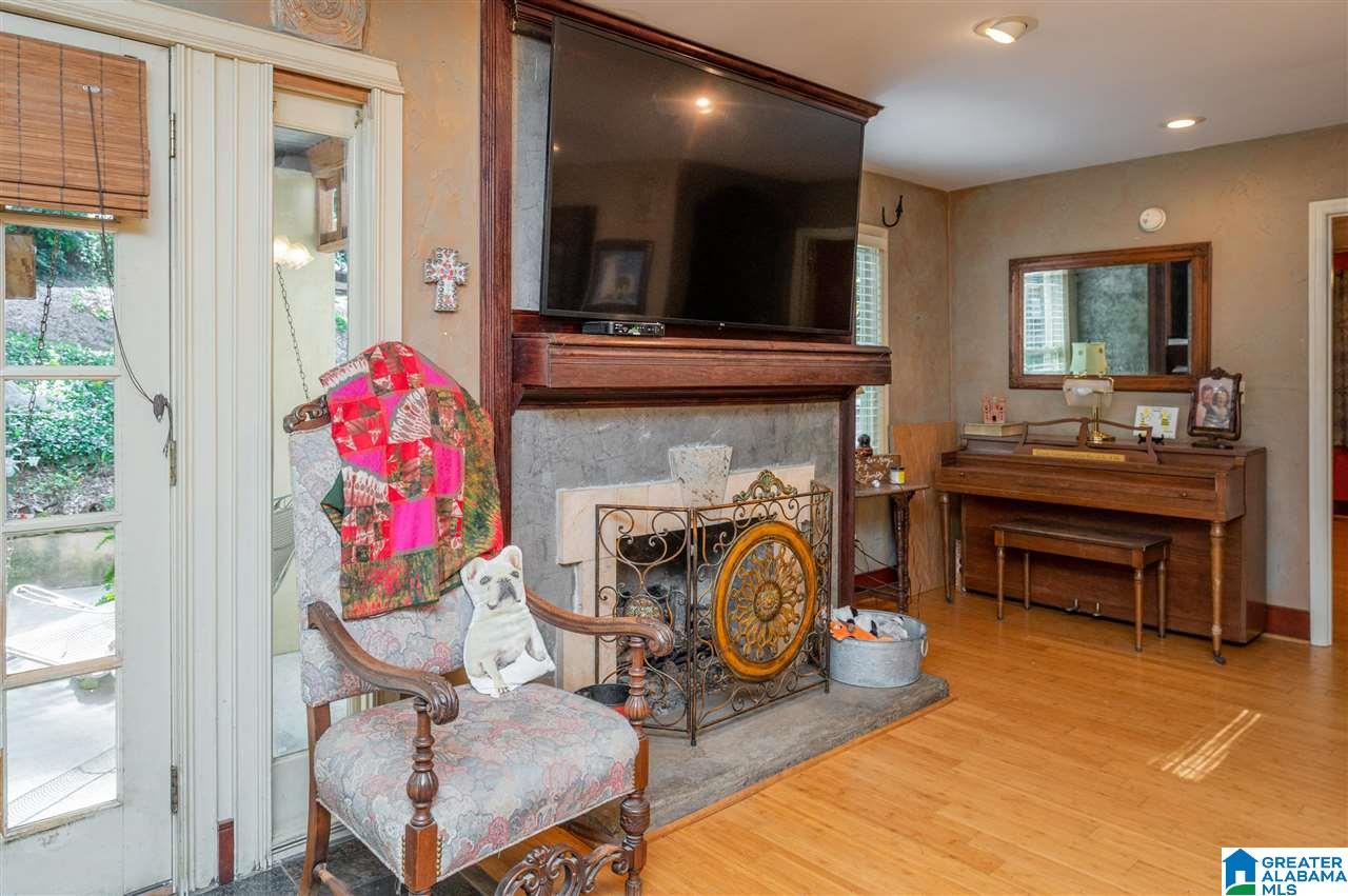 1714 Ridge Road Birmingham, AL 35209 - Photo 13 of 43