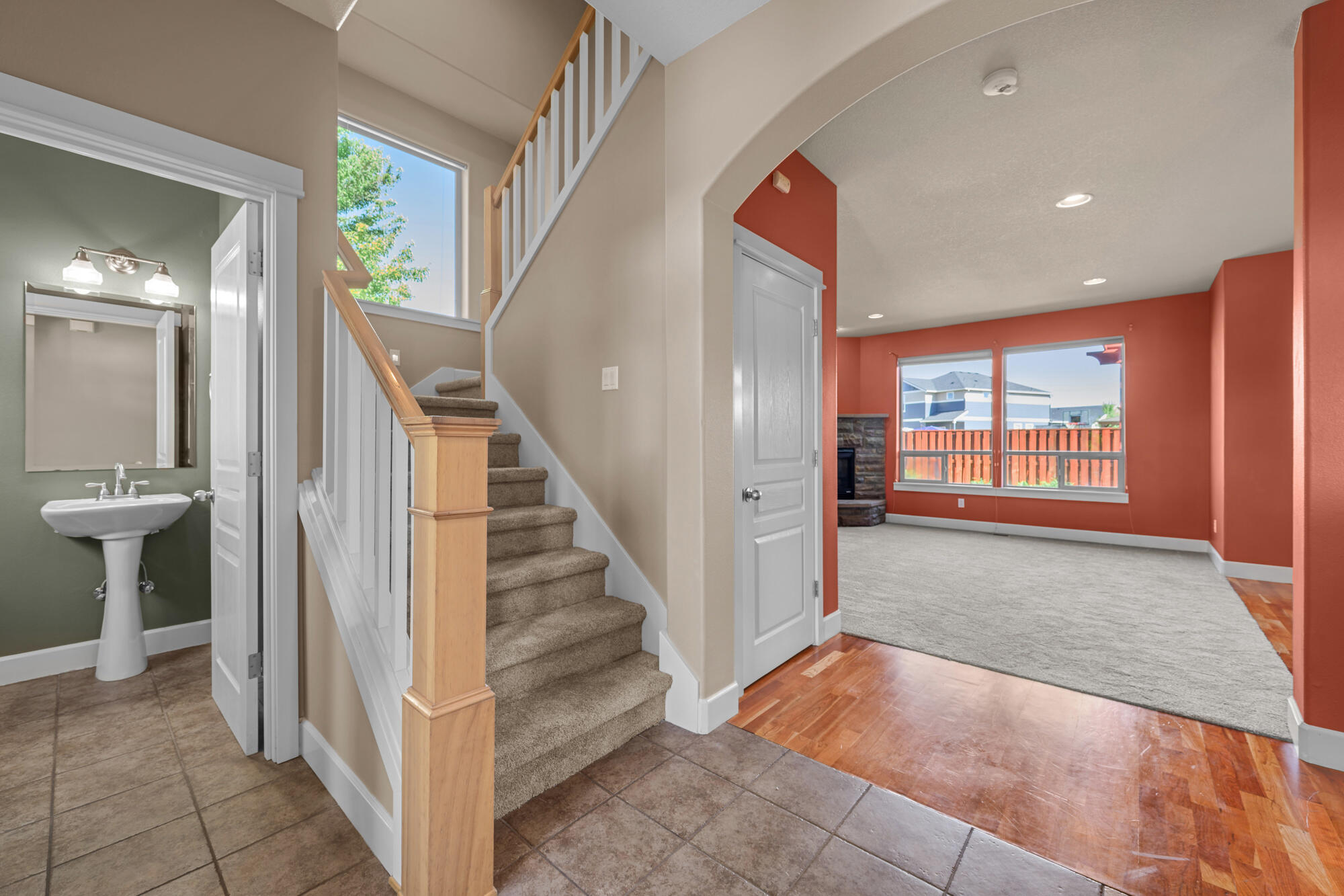 1402 Northeast Hudspeth Road Prineville, OR 97754 - Photo 3 of 36 a view of entryway and hall with wooden floor