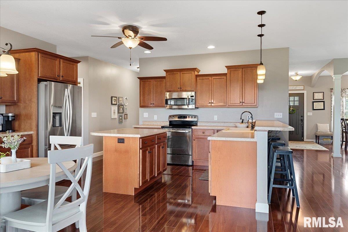 265 Etherton Lane Springfield, IL 62712 - Photo 18 of 49