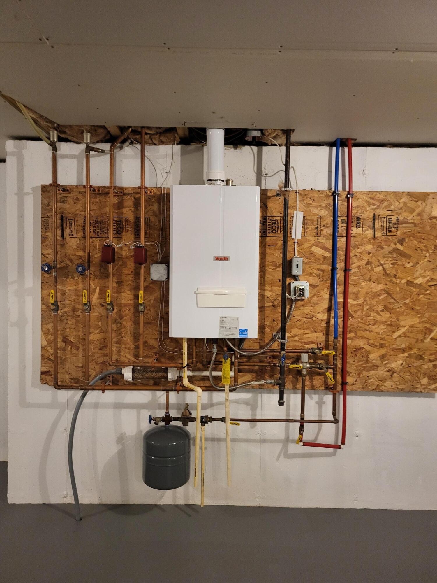 5 Shore Drive, Unit 10 Orono, ME 04473 - Photo 47 of 57 20251228_103048