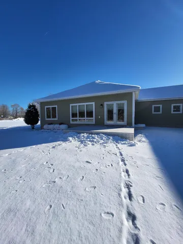 $389,000 | 5 Shore Drive, Unit 10, Orono, ME 04473