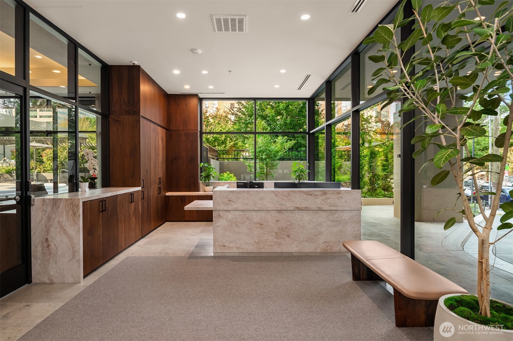 1301 Spring Street, Unit PH32 Seattle, WA 98104 - Photo 2 of 40 Gallery Image 2