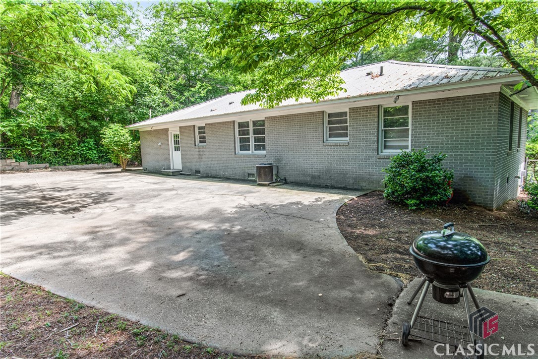 135 Hillside Street Athens, GA 30601 - Photo 7 of 32 Gallery Image 7