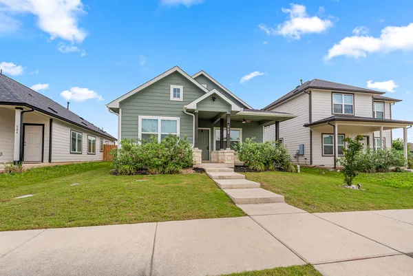 $1,950 | 302 Timber Brook Drive, Hutto, TX 78634