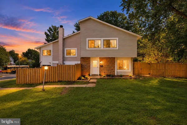 $2,700 | 18646 Mustard Seed Court, Germantown, MD 20874