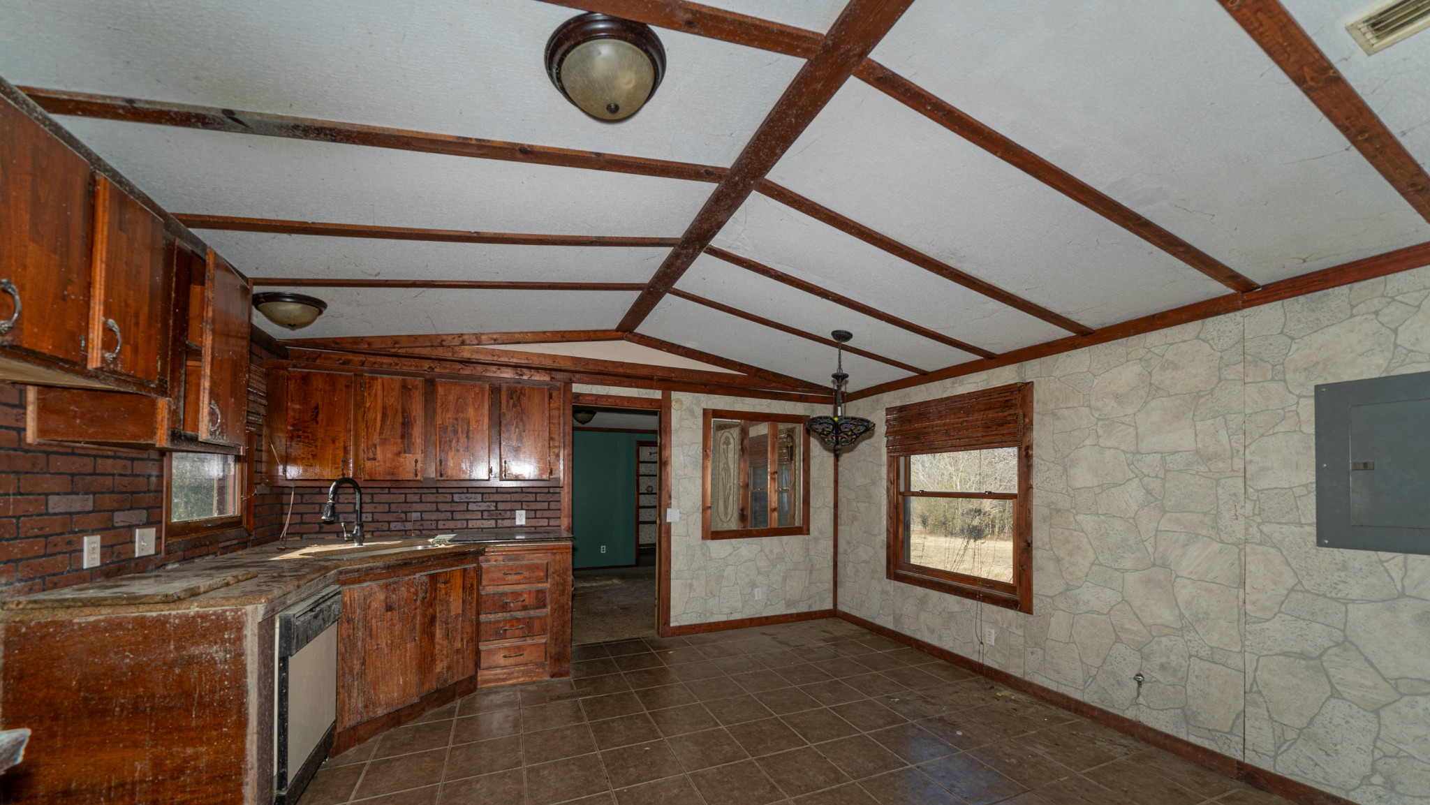 539 Oliver Smith Road Flintville, TN 37335 - Photo 8 of 26 Gallery Image 8