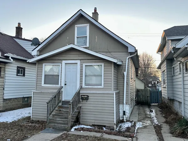 $174,900 | 171 South 64th Street, Milwaukee, WI 53214