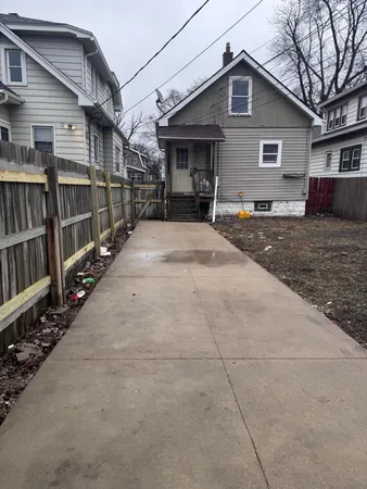 $174,900 | 171 South 64th Street, Milwaukee, WI 53214