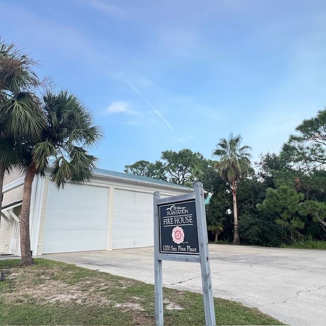 1735 Kingfisher Road St. George Island, FL 32328 - Photo 15 of 23