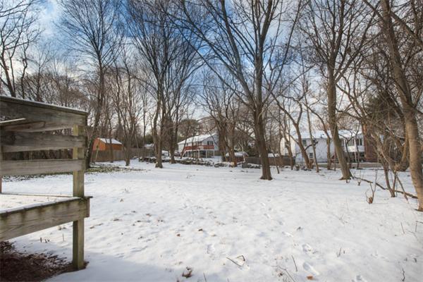 40 Graymore Road Waltham, MA 02451 - Photo 5 of 15