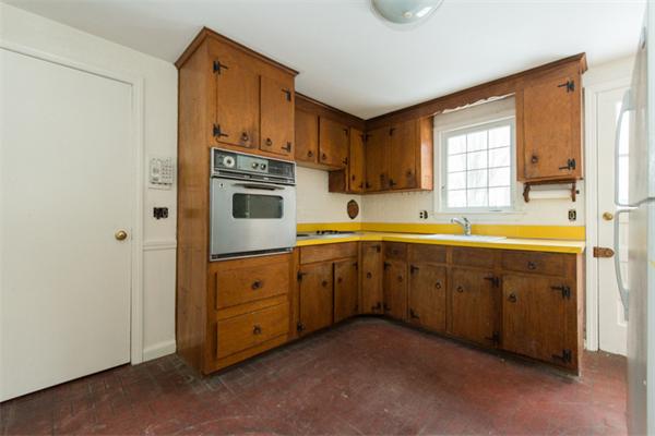 40 Graymore Road Waltham, MA 02451 - Photo 10 of 15