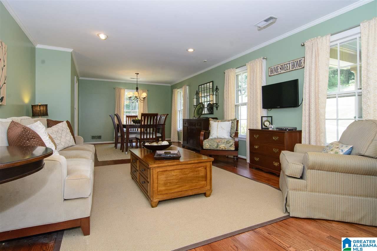 1313 Round Hill Road Birmingham, AL 35216 - Photo 5 of 32